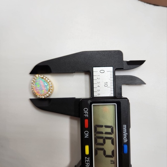 Natural Opal pendant to hold ashes, Urn Pendant, Keepsake Ash Holder, Urn Charm - Picture 3 of 5